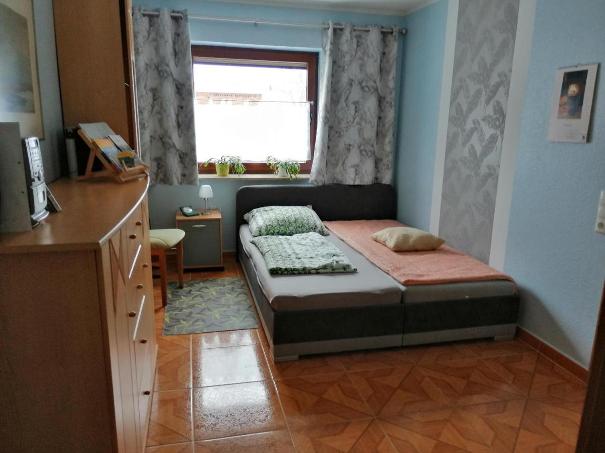 Ruhe Und Bequemlichkeit Apartment Frauendorf  Luaran gambar