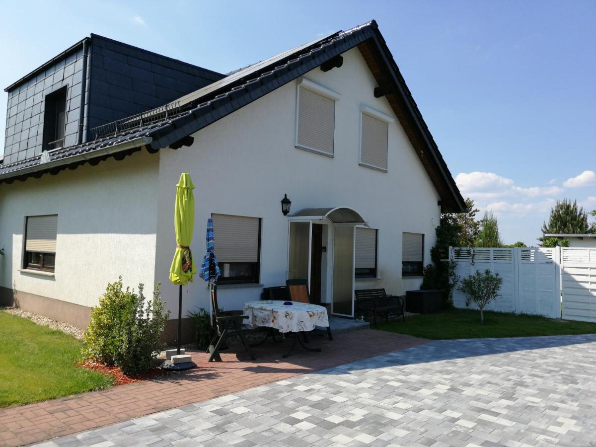Ruhe Und Bequemlichkeit Apartment Frauendorf  Luaran gambar